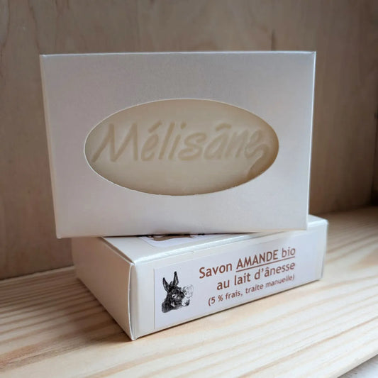 Savon artisanal au lait d'ânesse et amande douce